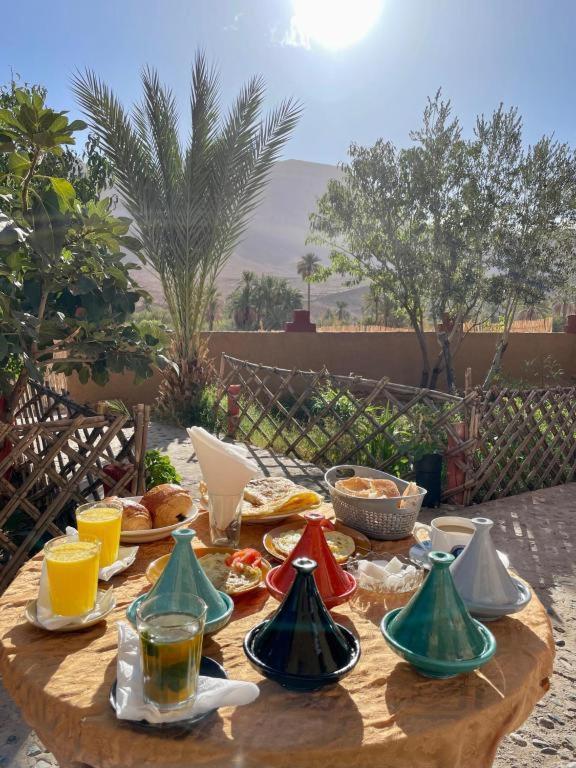 Hotel Dar Jamila Achbarou Esterno foto